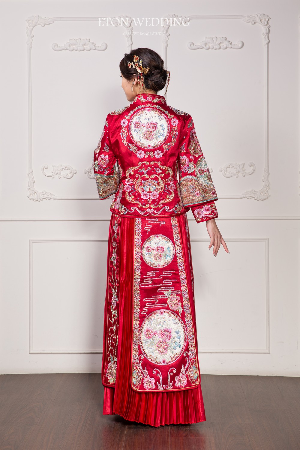 中式禮服出租,中式禮服,中式婚紗,秀禾服,龍鳳褂