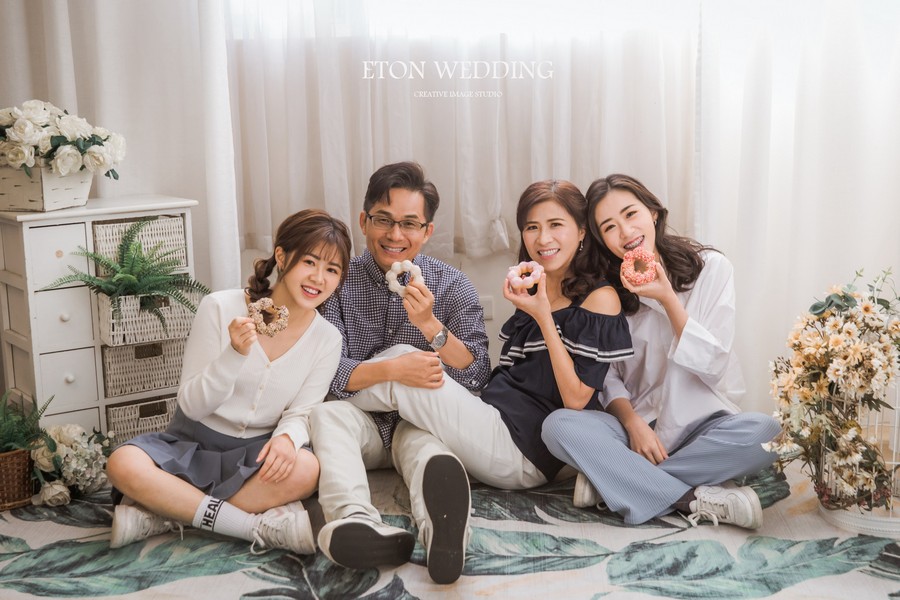 全家福照,全家福拍攝,拍全家福,拍 全家福,全家福拍照,全家福寫真,全家福 攝影,全家福推薦,全家福照片,拍全家福價格,親子寫真,親子 攝影,親子攝影,台北兒童寫真,親子婚紗照,親子婚紗,親子攝影推薦,親子 婚紗 攝影