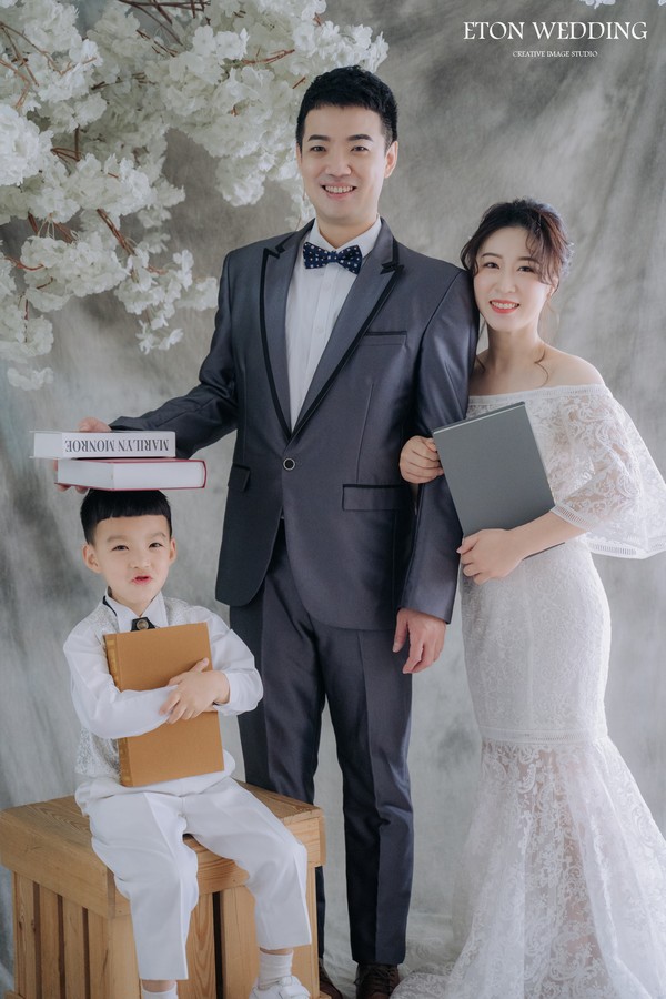 全家福照,全家福拍攝,拍全家福,拍 全家福,全家福拍照,全家福寫真,全家福 攝影,全家福推薦,全家福照片,拍全家福價格,親子寫真,親子 攝影,親子攝影,台北兒童寫真,親子婚紗照,親子婚紗,親子攝影推薦,親子 婚紗 攝影