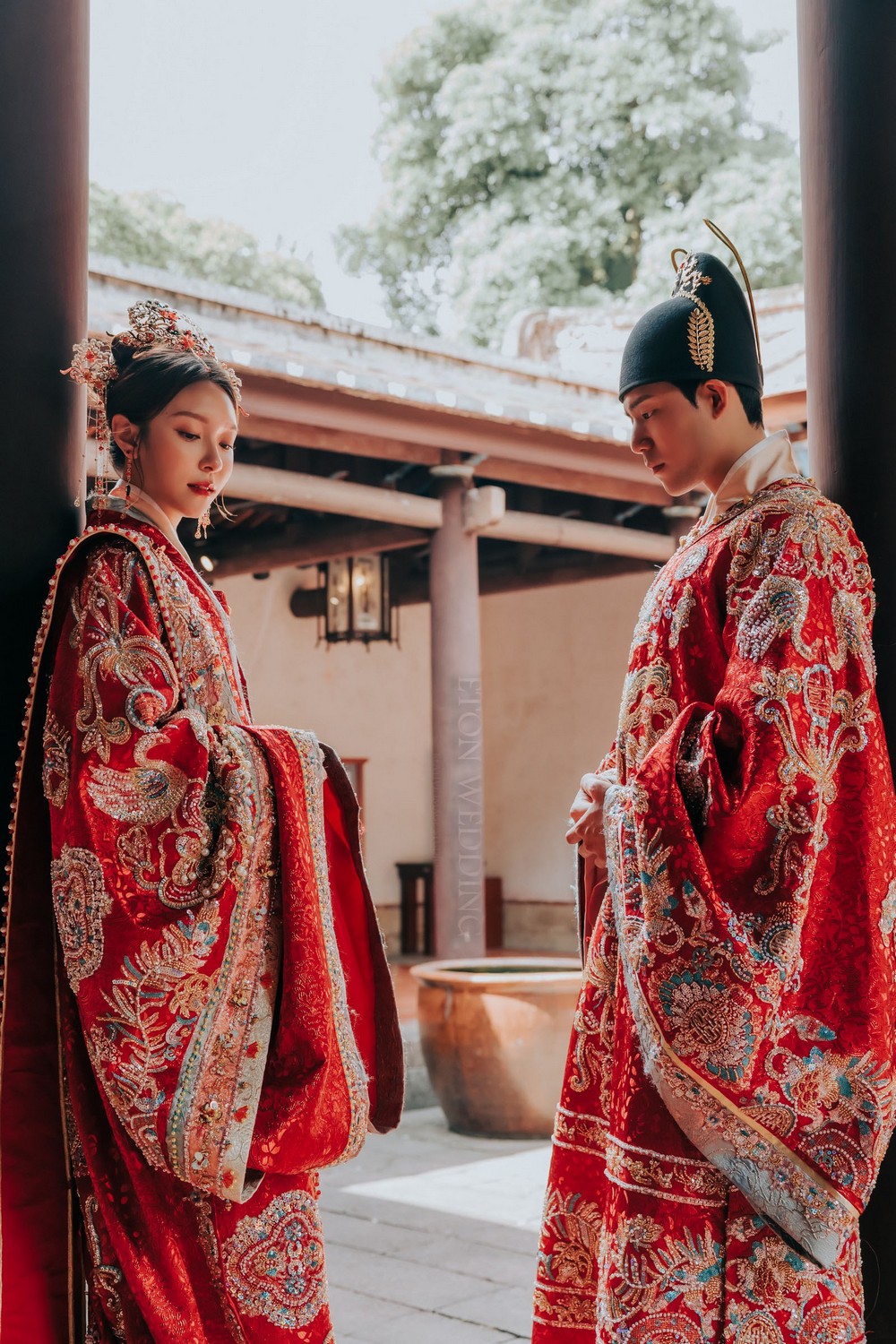 漢服婚紗,古裝婚紗,中式婚紗,婚紗照,漢婚服,鳳冠霞披,龍鳳掛,秀禾服,旗袍,婚紗攝影,婚紗包套,自助婚紗,宴客禮服,文定禮服,漢服,古裝,古偶
