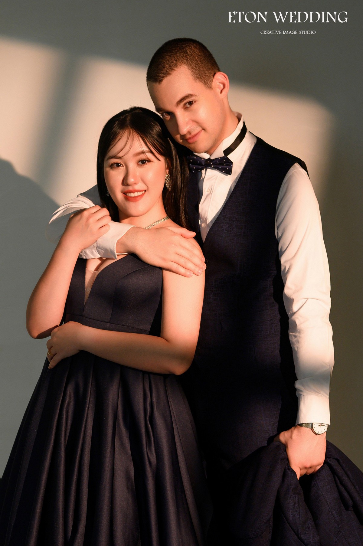 海外新人,旅拍婚紗,旅拍攝影,自助婚紗,一站式服務,台灣婚紗,婚紗拍攝地點,台灣婚紗旅拍攻略,檔案全贈,婚紗禮服,中式禮服,秀禾服,龍鳳掛,異國戀,台灣女婿,新住民,跨國夫妻,跨國婚姻,外景婚紗攝影,婚紗外景,婚紗照外景,棚拍婚紗,攝影棚