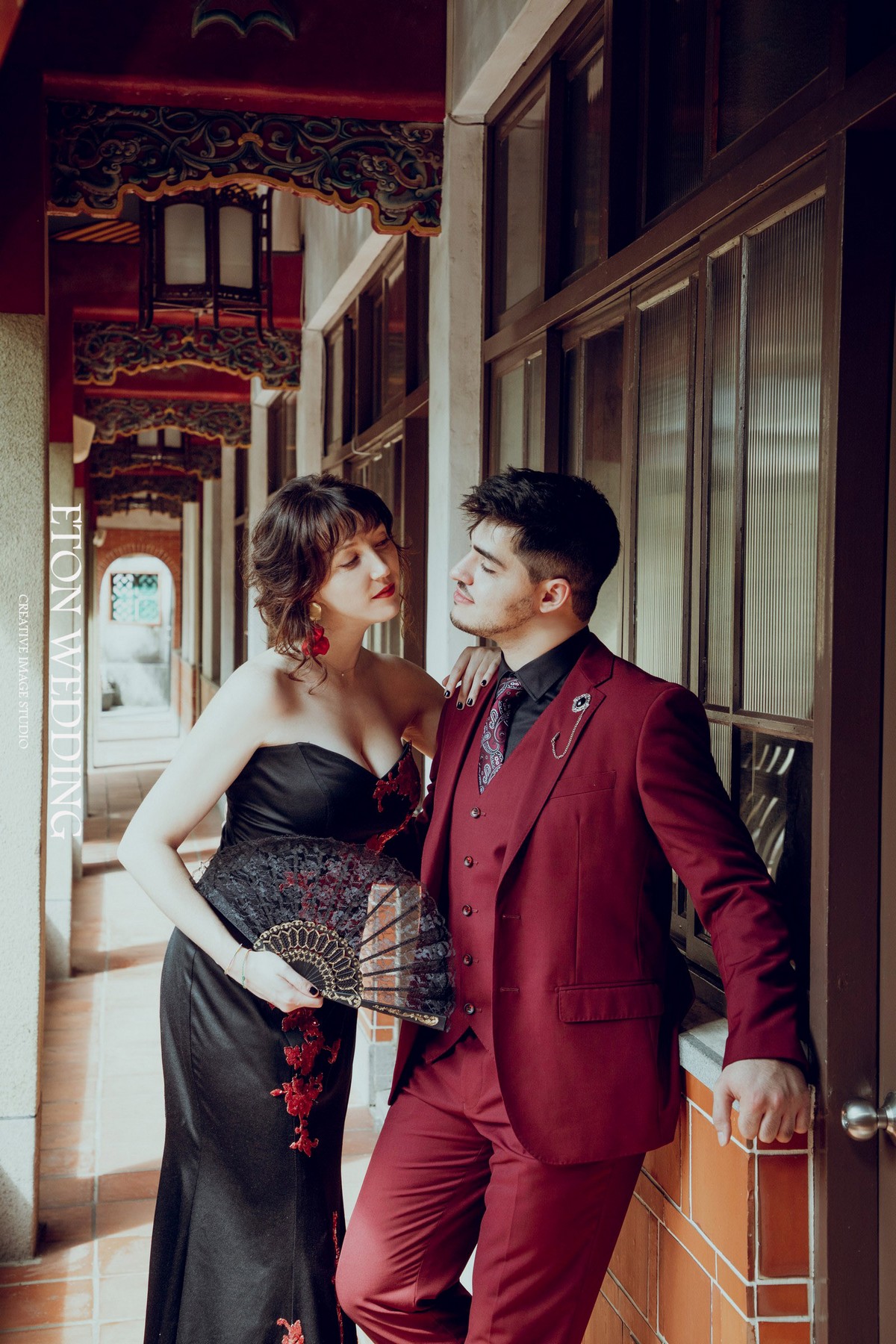 海外新人,旅拍婚紗,旅拍攝影,自助婚紗,一站式服務,台灣婚紗,婚紗拍攝地點,台灣婚紗旅拍攻略,檔案全贈,婚紗禮服,中式禮服,秀禾服,龍鳳掛,異國戀,台灣女婿,新住民,跨國夫妻,跨國婚姻,外景婚紗攝影,婚紗外景,婚紗照外景,棚拍婚紗,攝影棚