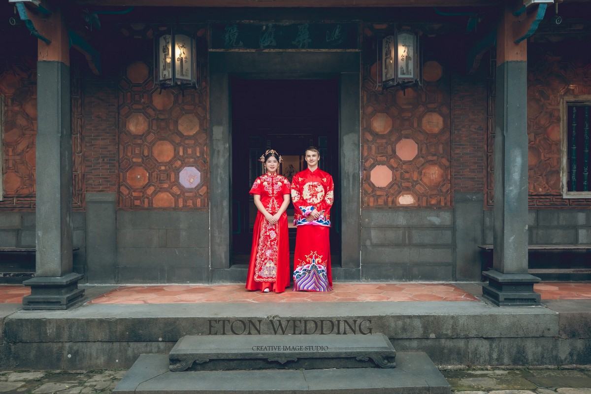 海外新人,旅拍婚紗,旅拍攝影,自助婚紗,一站式服務,台灣婚紗,婚紗拍攝地點,台灣婚紗旅拍攻略,檔案全贈,婚紗禮服,中式禮服,秀禾服,龍鳳掛,異國戀,台灣女婿,新住民,跨國夫妻,跨國婚姻,外景婚紗攝影,婚紗外景,婚紗照外景,棚拍婚紗,攝影棚
