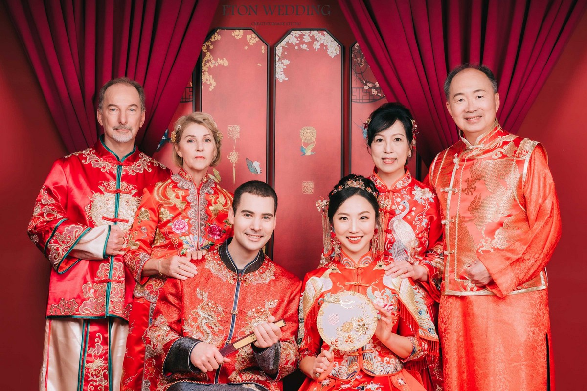 海外新人,旅拍婚紗,旅拍攝影,自助婚紗,一站式服務,台灣婚紗,婚紗拍攝地點,台灣婚紗旅拍攻略,檔案全贈,婚紗禮服,中式禮服,秀禾服,龍鳳掛,異國戀,台灣女婿,新住民,跨國夫妻,跨國婚姻,外景婚紗攝影,婚紗外景,婚紗照外景,棚拍婚紗,攝影棚