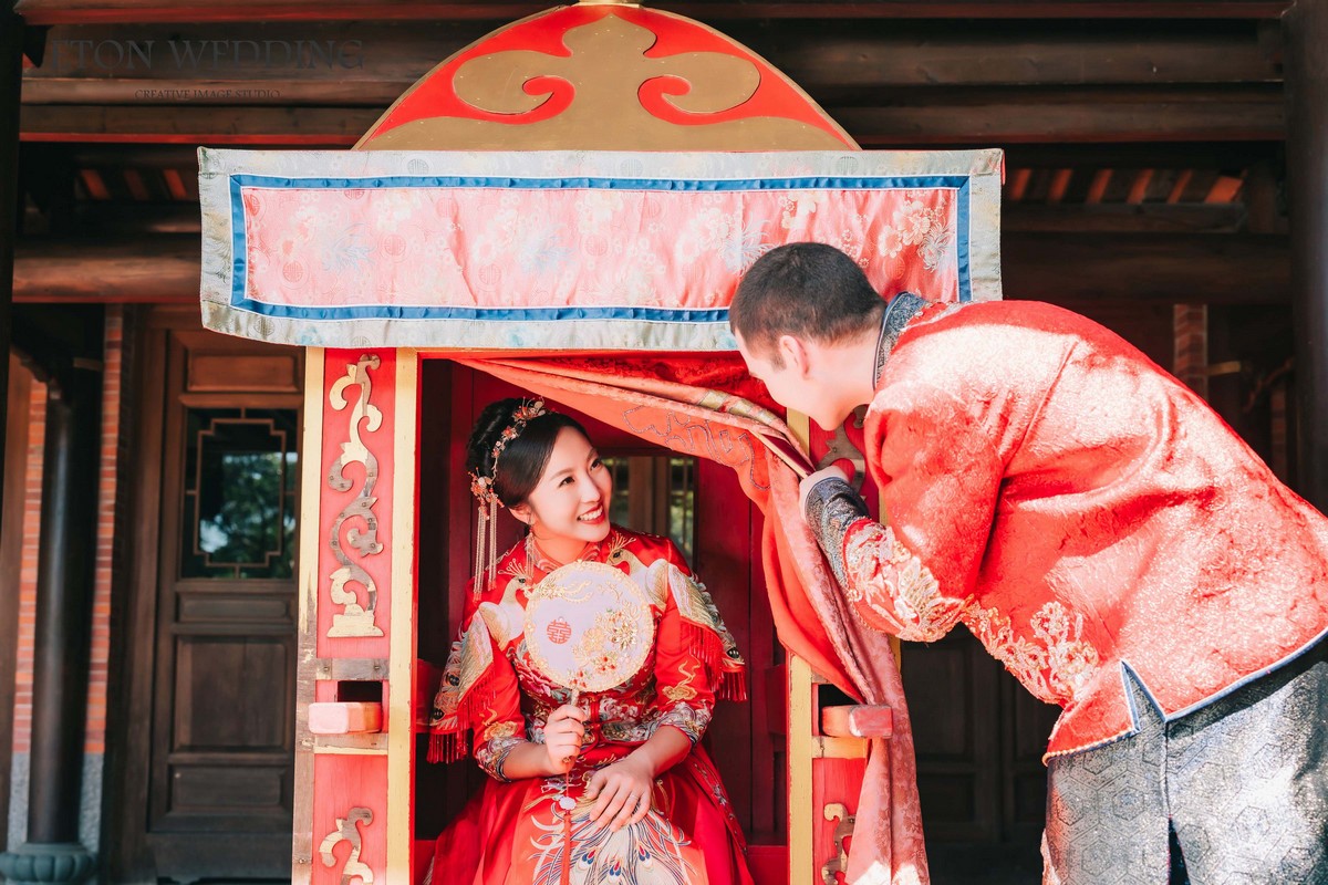海外新人,旅拍婚紗,旅拍攝影,自助婚紗,一站式服務,台灣婚紗,婚紗拍攝地點,台灣婚紗旅拍攻略,檔案全贈,婚紗禮服,中式禮服,秀禾服,龍鳳掛,異國戀,台灣女婿,新住民,跨國夫妻,跨國婚姻,外景婚紗攝影,婚紗外景,婚紗照外景,棚拍婚紗,攝影棚
