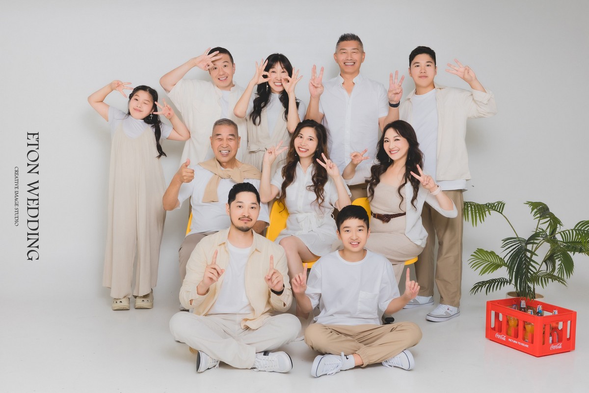 友善空間攝影棚,無障礙婚紗攝影推薦,輪椅友善藝術寫真,無需爬樓梯,電梯直達,無障礙攝影棚,友善婚紗店,輪椅友善攝影棚,無障礙婚紗,高齡友善婚紗,長輩友善婚紗,一站式婚紗,婚紗一條龍,孕婦寫真,全家福寫真