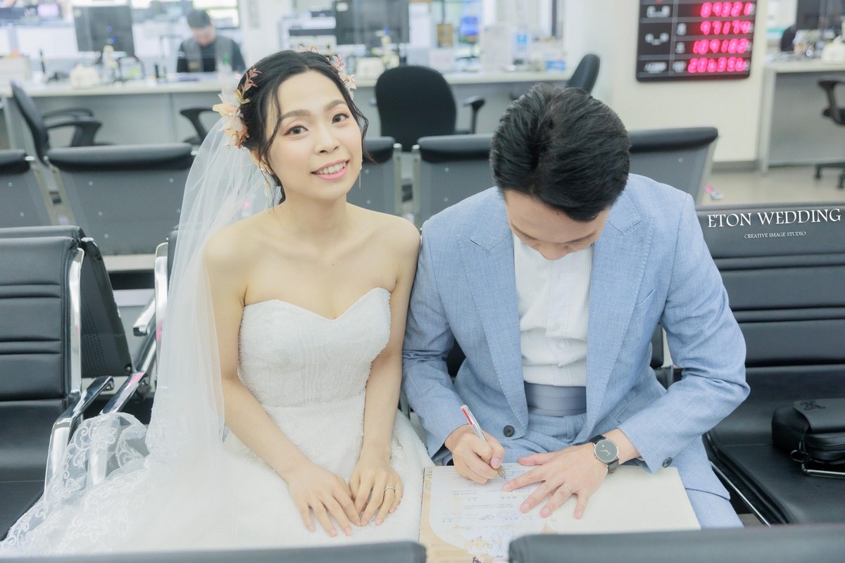 結婚登記攝影dcard,結婚登記攝影費用,結婚登記攝影台北,結婚登記拍攝,2小時註冊攝影,註冊攝影價錢,登記婚寫真,結婚登記拍攝,結婚登記攝影,登記拍照方案,結婚登記攝影推薦